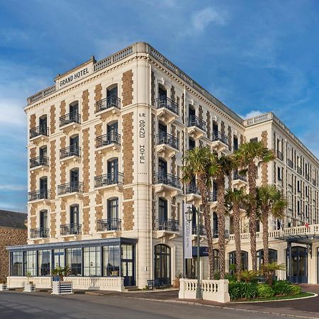 Hotel Barriere Le Grand Hotel Dinard Exteriör bild