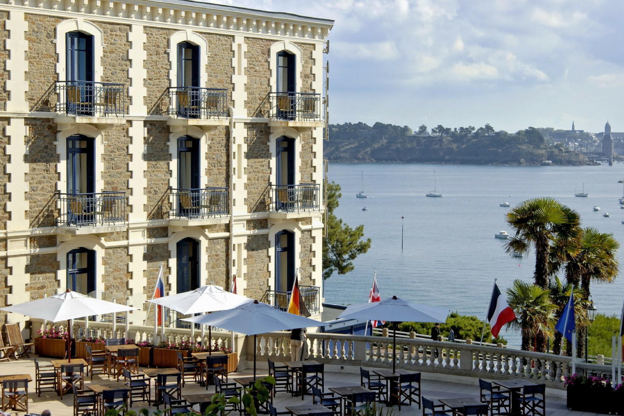 Hotel Barriere Le Grand Hotel Dinard Exteriör bild