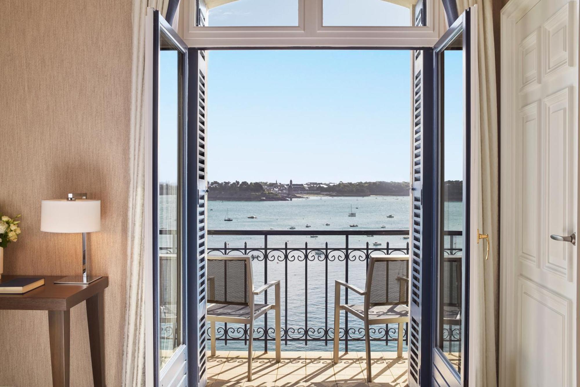 Hotel Barriere Le Grand Hotel Dinard Exteriör bild